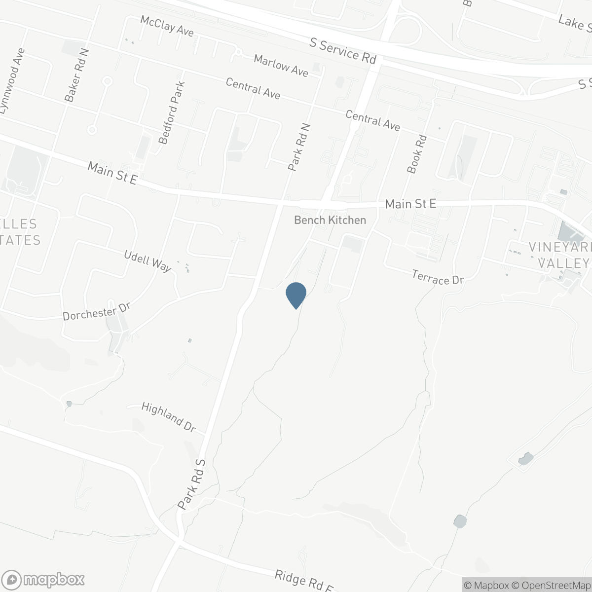 37 BARTLETT AVENUE, Grimsby, Ontario L3M 5G6